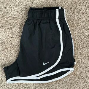 Nike Dri-fit Women’s S Black Short